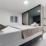Διαμέρισμα Delija Apartmans *